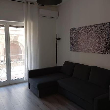 Andrea Central Apartment Бари Экстерьер фото