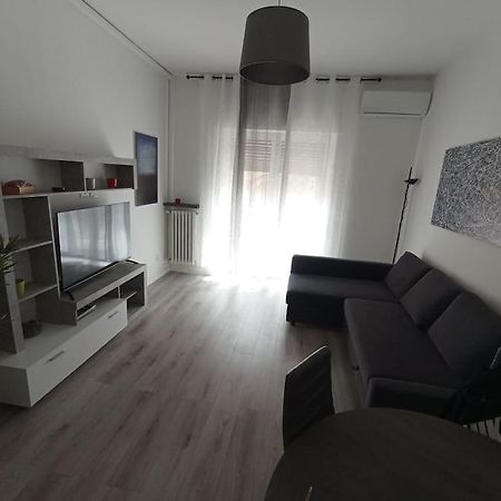 Andrea Central Apartment Бари Экстерьер фото
